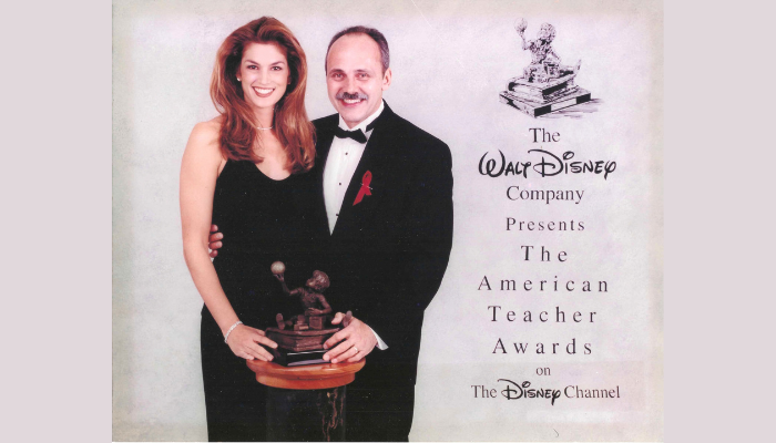 Disney American Teacher Awards - v3